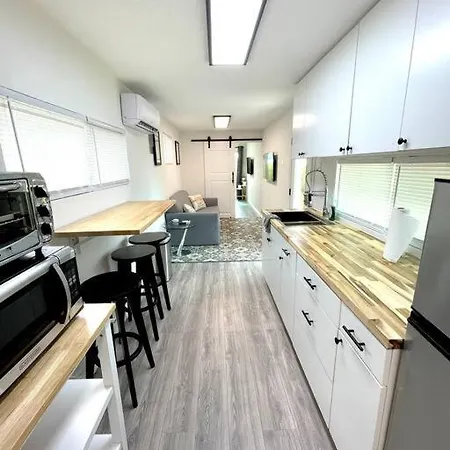 1Bed 1Bath Container Home Centrally Located Cypress Gardens Exterior photo