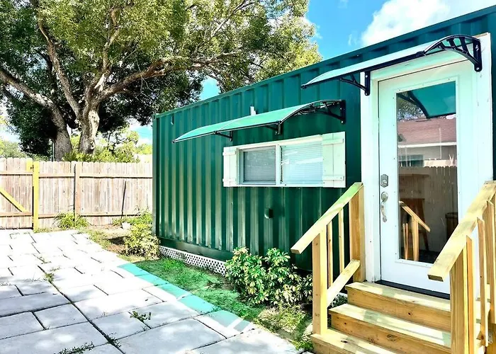 1Bed 1Bath Container Home Centrally Located