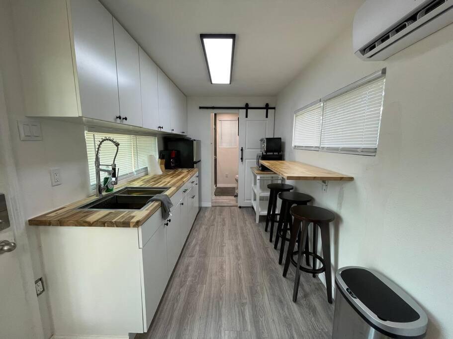 Chalet 1bed 1bath Container Centrally Located